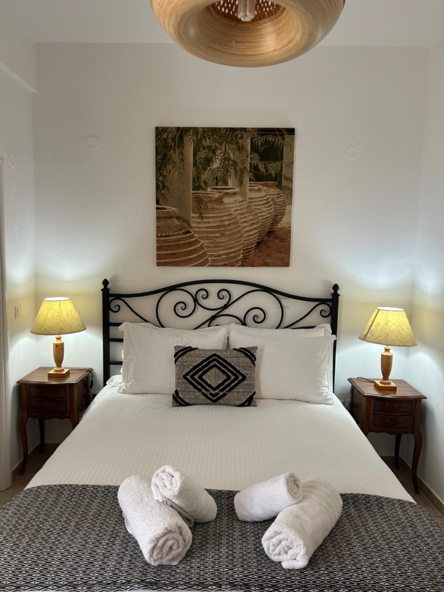 Pension Moschoula Platis Gialos  Buitenkant foto